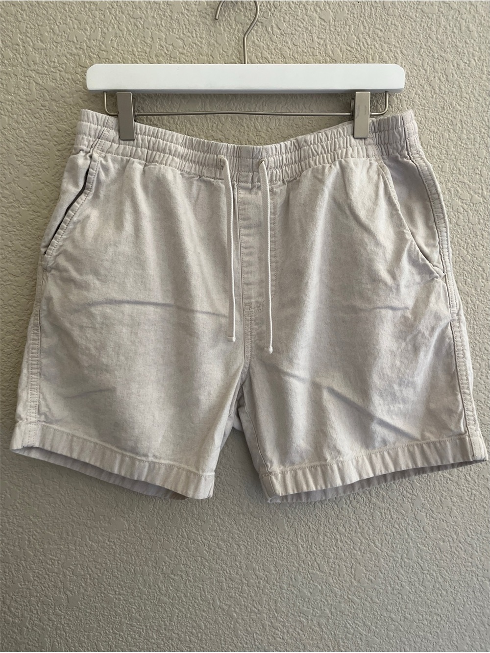 J Crew Beige Linen Blend Drawstring Shorts Men’s Size Medium